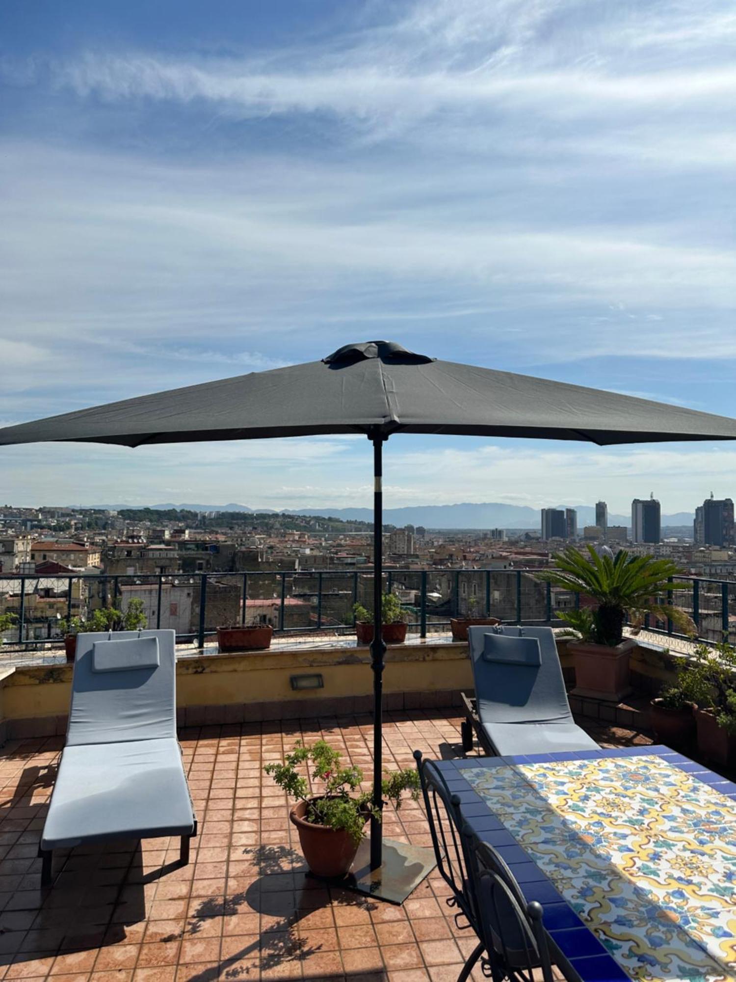A Wonderful Penthouse In Naples Apartment Ngoại thất bức ảnh