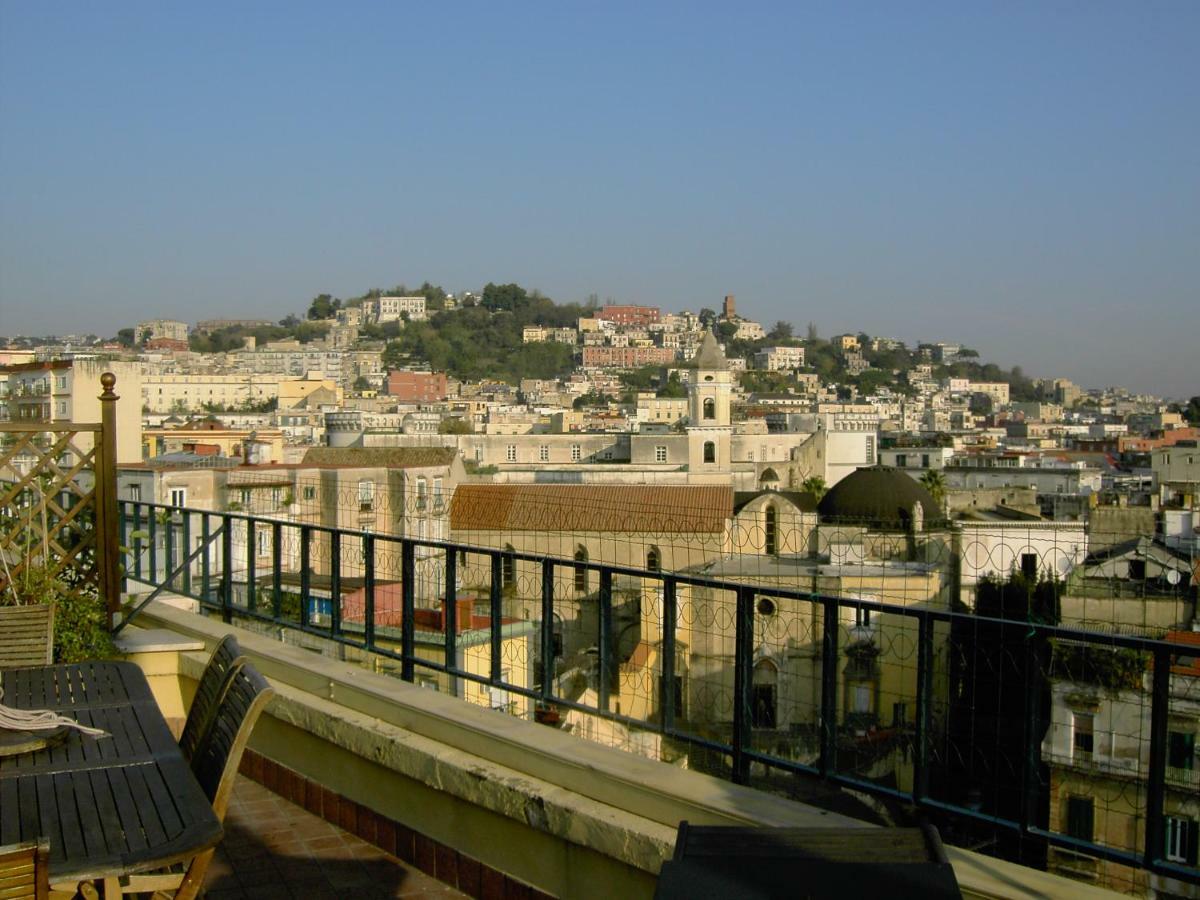 A Wonderful Penthouse In Naples Apartment Ngoại thất bức ảnh